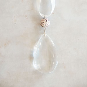 Flower Memorial Crystal Tear Drop Christmas Ornament : Flower Petals from Wedding, Funeral, Baptism, Anniversary, Birth, Special Occasion