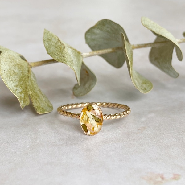 Flower Petal Memorial Ring: Gold Filled Oval Keepsake