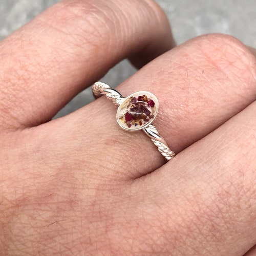 Flower Memorial Heart Bezel Ring triple Twisted Bandflower Etsy