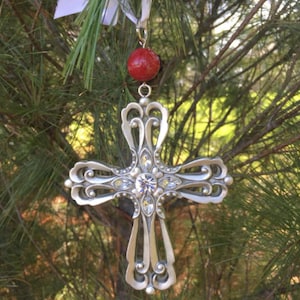 Flower Memorial Silver Cross Christmas Ornament : Flower Petals from Wedding, Funeral, Baptism, Shower, Anniversary, Birth, Special Occasion