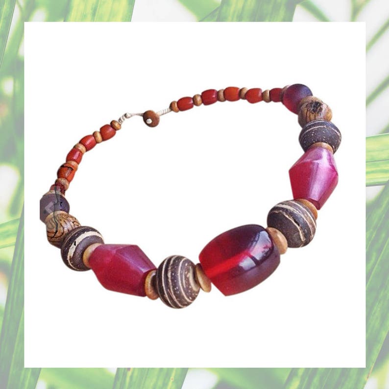 Handmade Beaded Necklace Wood /& Garnet Red Coloured Beads
