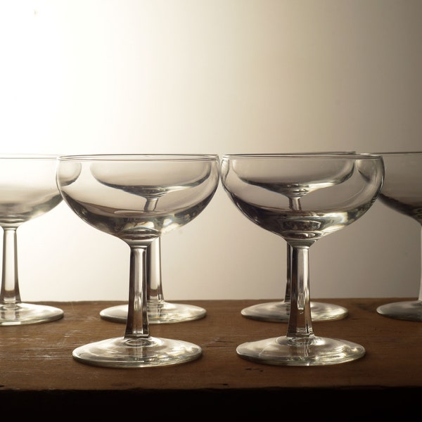 Mid Century || Crystal || French || Champagne || Coupes || Glasses || Set of (2)