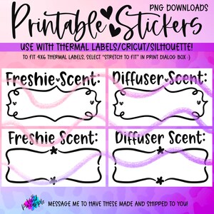 Op de afbeelding: Vier bedrukbare stickerlabels met een roze en paarse aquarel achtergrond. De labels zijn voor "Freshie Scent" en "Diffuser Scent".