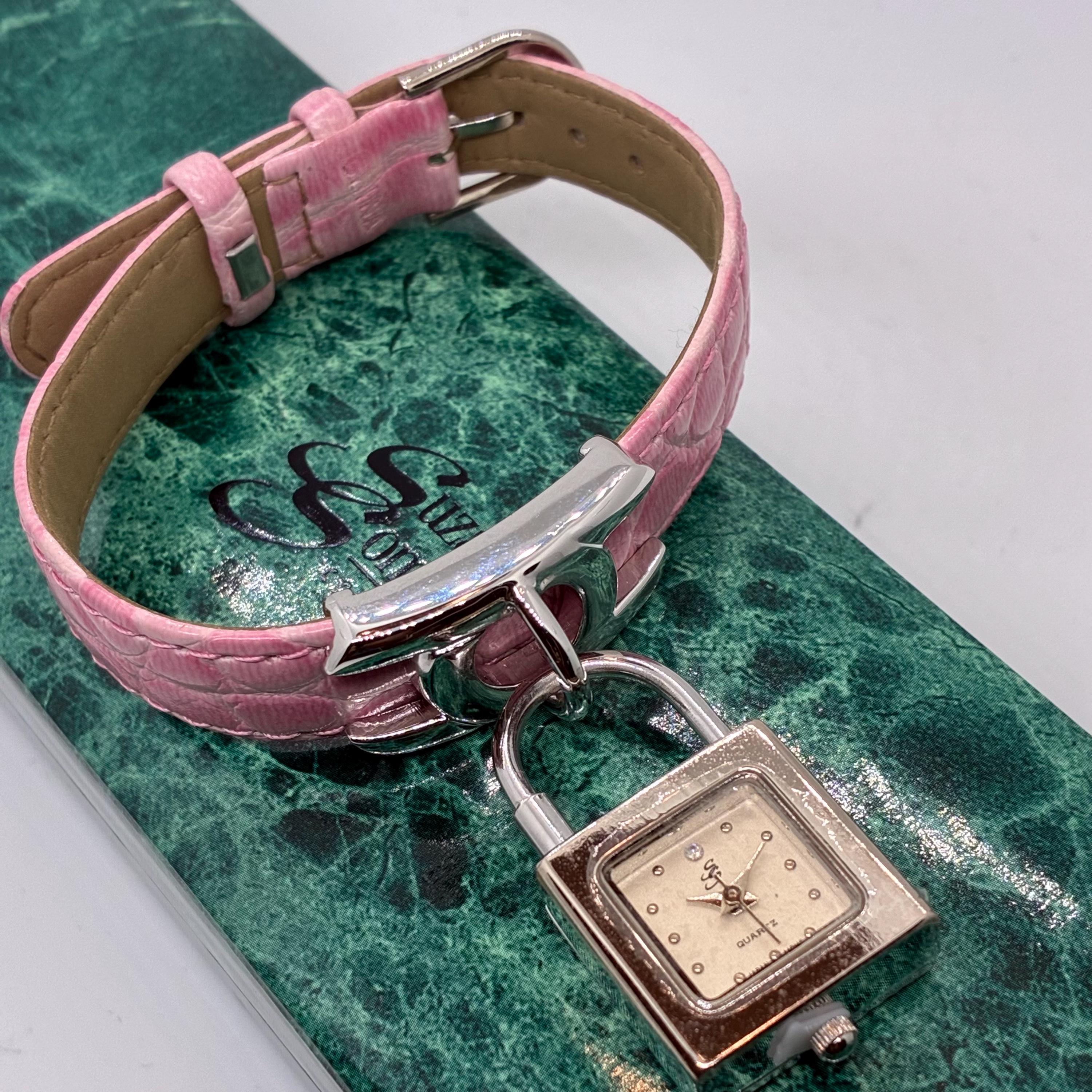 Rare Find Suzanne Somers Pad Lock Watch With Three Leather 