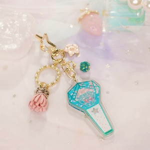 Lightstick SHINee / lightstick kpop / ciondoli shinee / portachiavi shinee / portachiavi kpop in acrilico (NAPPA ROSA)