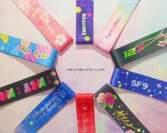 K-Pop Boy Group Lanyard – Cute Wrist Strap for Lightsticks, Keys & Phone Cases