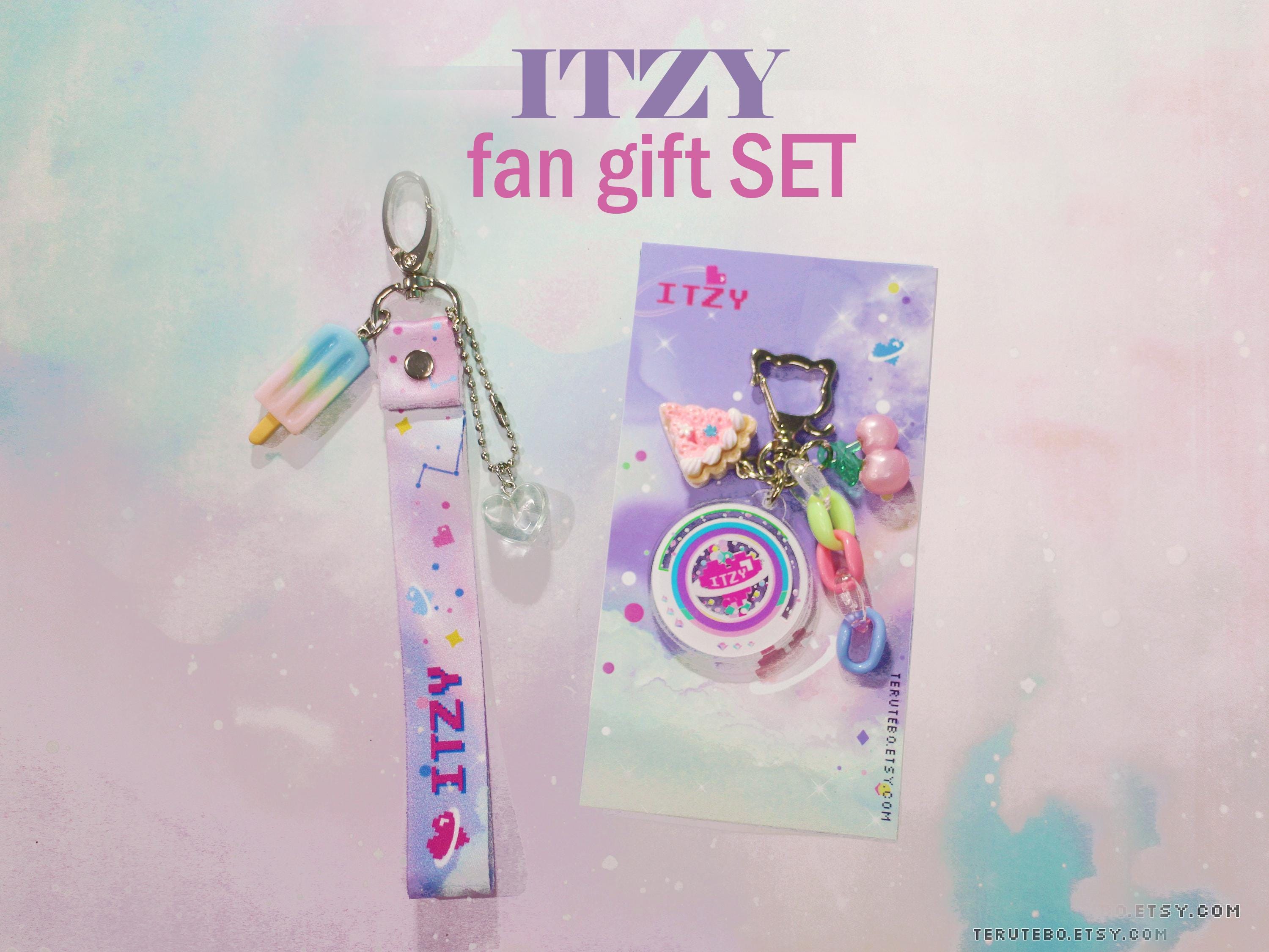 Itzy Lanyard - Etsy
