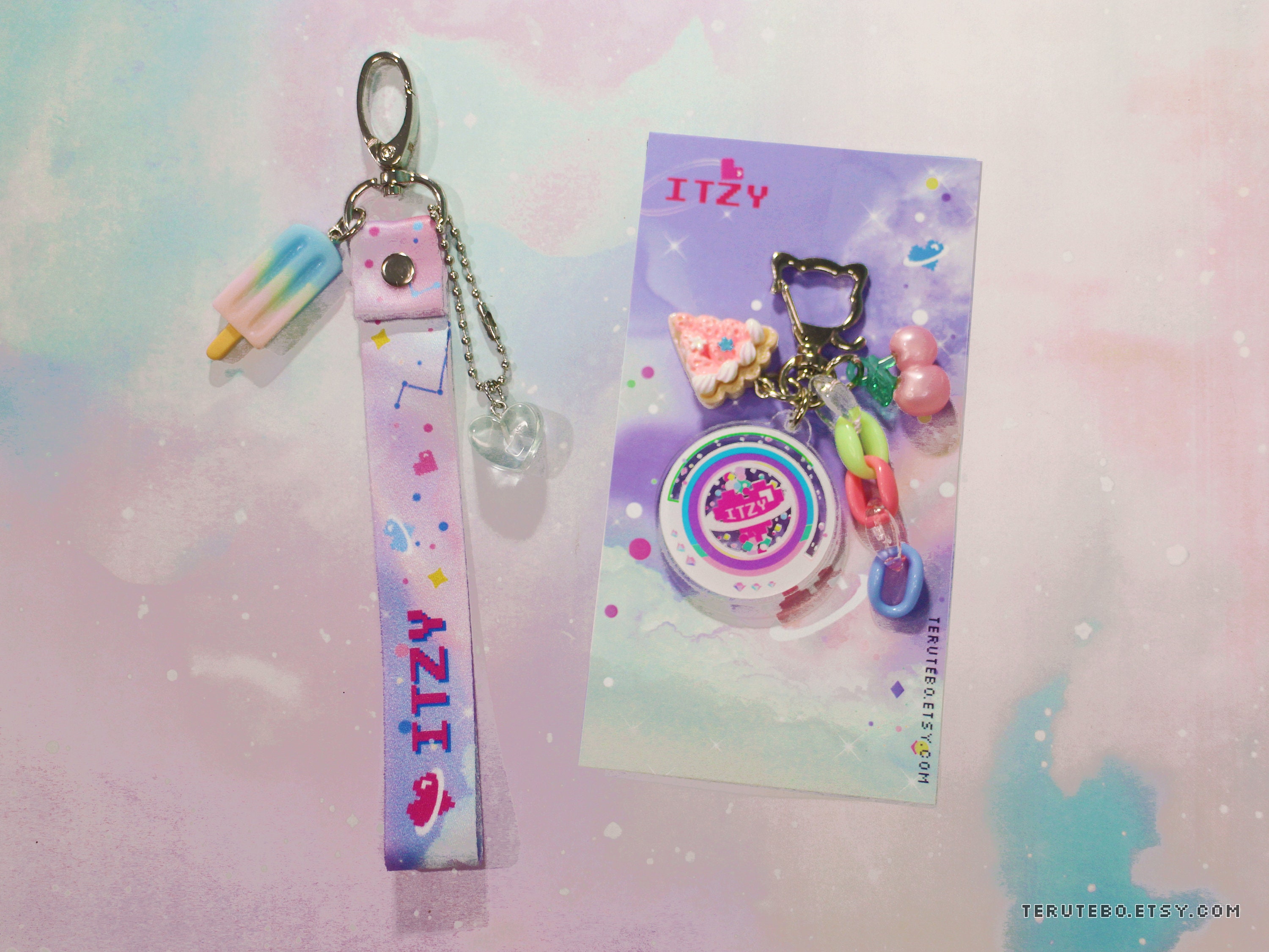 ITZY キーホルダー / ITZY ライトリングストラップ - Etsy 日本