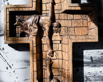 FOUR BEANS Croce Da Parete Gesù 20 Cm - Decorazione Moderna In Legno Con Staffa, Idea Regalo Religiosa