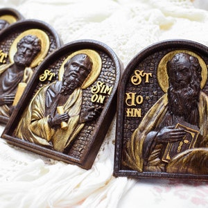 A Set of 12 Apostols  Wood Carved  Personalised icon Wall Hanging Christian Art Work