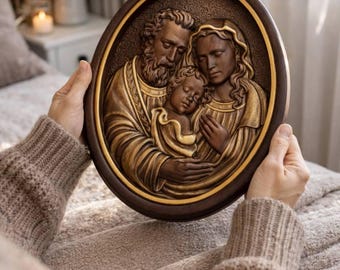 Hand-Carved Oak Holy Family Wall Art – Christian Religious Icon, Devotional Home Decor
