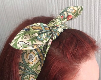 Large bow headband and Srunchie set in William Morris Golden lily. Removable bow. Covered elasticated back for good fit. Adult size