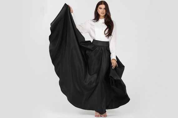 High waisted black ball skirt hotsell