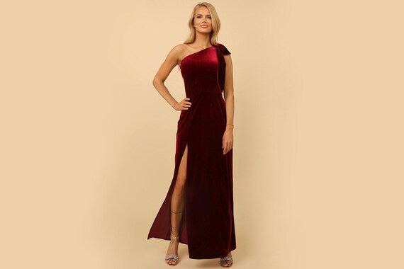 One shoulder burgundy bridesmaid dresses best sale