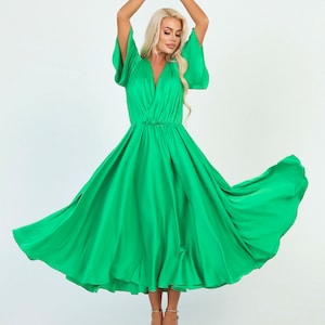 Bridesmaid Silk Dress, Emerald Green Dress, Full Circle Skirt, Summer Dress Wedding Guest Dress, Formal Dress, Photoshoot Silk Dress