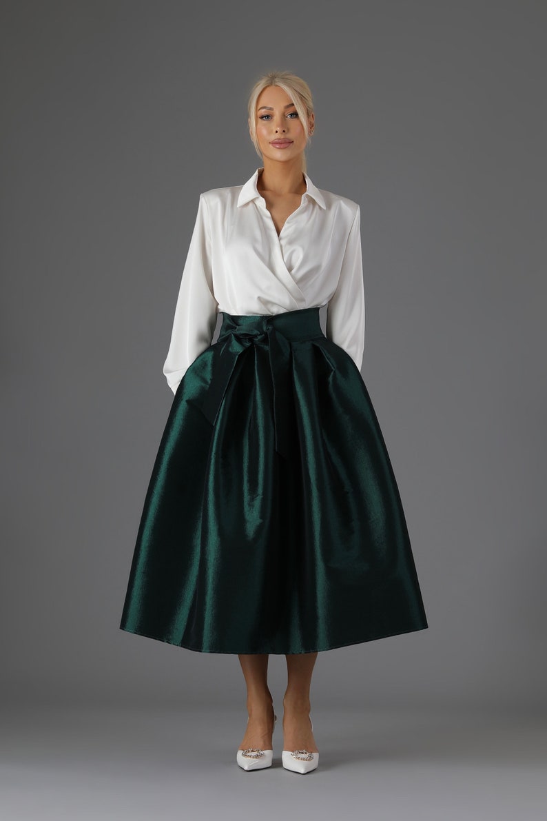 Taffeta Skirt With Pockets Skirt for Women Classic Skirt Ball Gown Skirt  Formal Skirt Wedding Skirt Taffeta Skirt With Pockets Skirt for Women Classic Skirt Ball Gown Skirt  Formal Skirt Wedding Skirt 
Taffeta Skirt With Pockets Skirt for Women