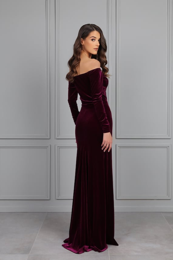 Bridesmaid Velvet Dress Dark Purple High Quality Fabric Dress Off Shoulders Velvet Maxi Gown With Long Sleeves Bridesmaid Velvet Dress Dark Purple High Quality Fabric Dress Off Shoulders Velvet Maxi Gown With Long Sleeves