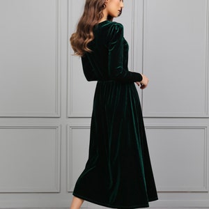 Robe en velours vert émeraude foncé, Robe midi, Robe de soirée, Robe d'invitée de mariage, Robe de cocktail, Robe de demoiselle d'honneur, Robe de soirée