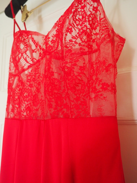 red lace slip