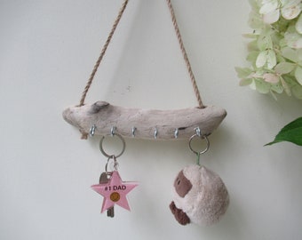 8.5" Round Wall Hanging Key Holder 6 Hooks Driftwood Jewelry Display Original Drift Wood Beach Decor