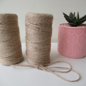 2 Spools Natural Jute Twine Burlap String Cord 656 Feet/220 Yards/200 Meters Craft Twine Gift Wrapping