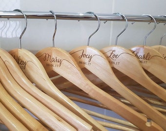 Appendiabiti Sposa Personalizzato Appendiabiti Per Sposa Personalizzato In Legno - Intagliato A Cuore, Colore Bianco, Nuovo Hanger Matrimonio Bianco UK - Foto 6