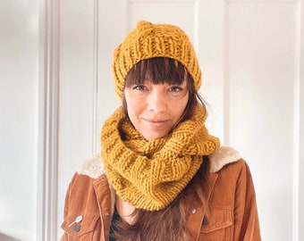 Hand knitted accessories. Mustard yellow snood. Cable knit hat. Twisted wool headband. Winter knitwear gift set for her. Wool infinity scarf