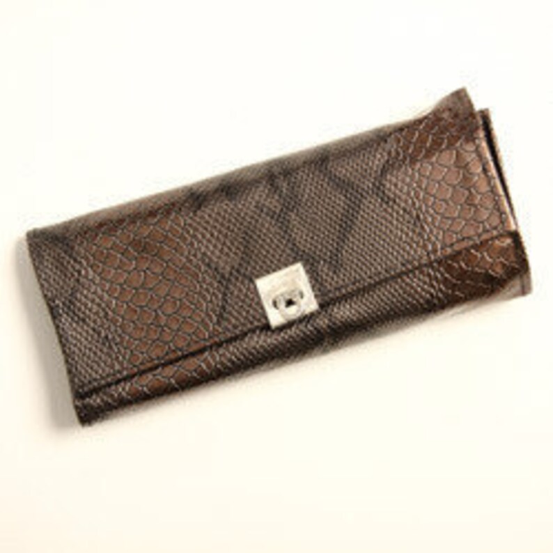 MONOGRAMMED Bronze Snake Skin Makeup Brushes image 3