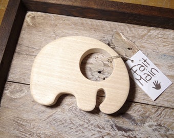 Anneau de dentition en bois en forme d'éléphant //  Cadeau de naissance // Jouet en bois pour bébé  //  jouet écologique puericulture