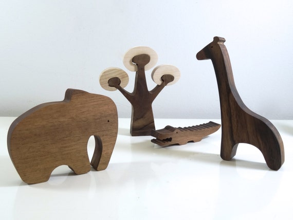 Ensemble de 4 animaux en bois. Un jouet naturel Made In France –  Deschosesenbois