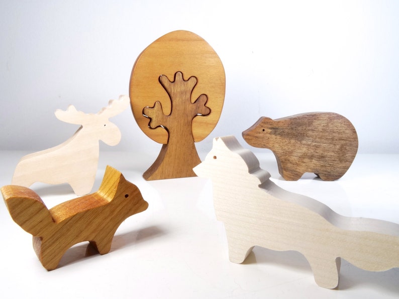 Animaux de la foret en bois // Jouet en bois écologique // Loup Ours Renard Elan // jouets Montessori // Jouet pour enfant image 1