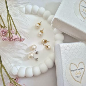 Freshwater Pearl Stud Earrings, Real Pearl Earrings & White Natural Keshi Pearls,  Keshi Pearl Studs, Classic Gift for Mom, Bridal Jewelry