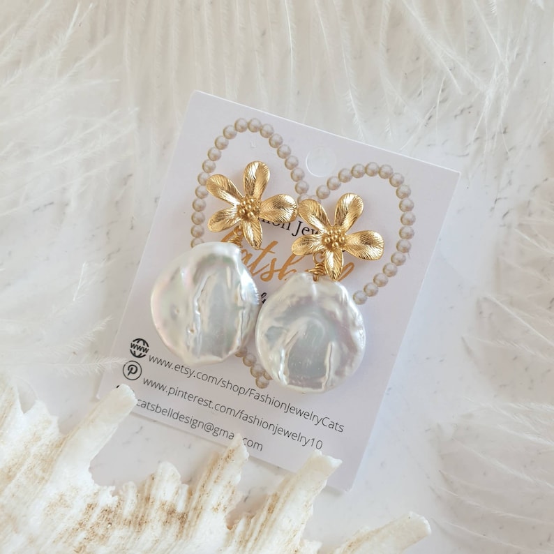 Earrings - Pearl Flower Drop