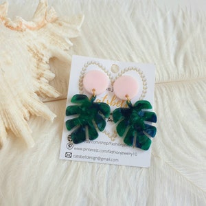 Monstera leaf earrings, resin stud earrings, monstera jewelry,acrylic monstera earrings, plant earrings, acetate earrings Pastel pink