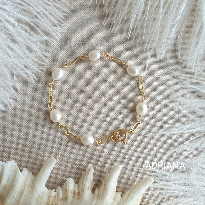Gold Pearl Bracelet for Women with Freshwater Pearls, Natural Pearl Bracelet, Real Pearl Bracelet, Gifts for Her, Bridesmaid Gift ADRIANA