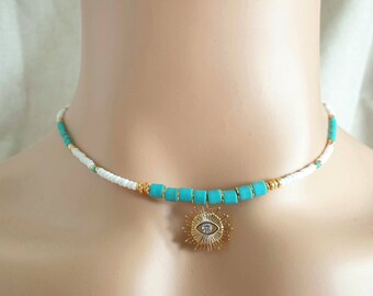 Collana The Lure – Collana con perline di vetro salato e ciondolo a forma di pesce azzurro / Gioielli estivi fatti a mano / Collana da spiaggia in