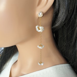 Pearl Cluster Earrings Wedding Jewelry for women, Bridesmaid Gift for Her, Long Bridal Earrings with Freshwater Pearls