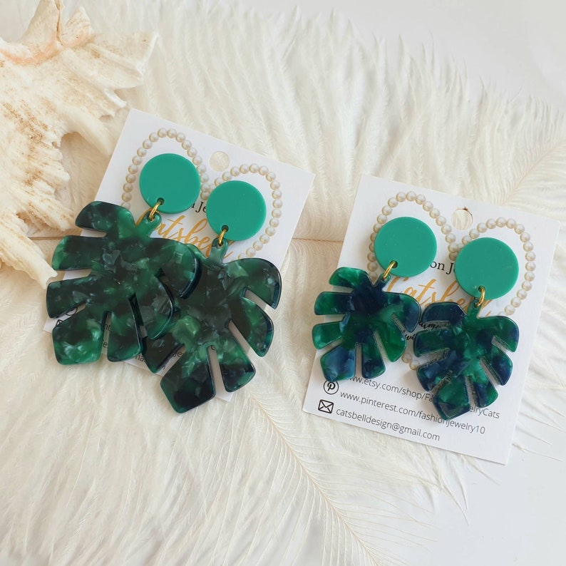 Monstera leaf earrings, resin stud earrings, monstera jewelry,acrylic monstera earrings, plant earrings, acetate earrings Green