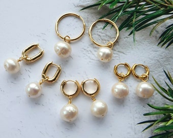 Pearl hoop earrings, Baroque pearl earrings, Gift for her, Pearl jewelry, Valentines day gift