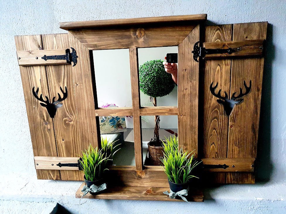 Fensterladen Spiegel Wandspiegel Mit Türen Spiegelfenster Landhausstil Chalet Hotel Deko Berghütte Berghüttenstil Allgäu Hirsch Berge