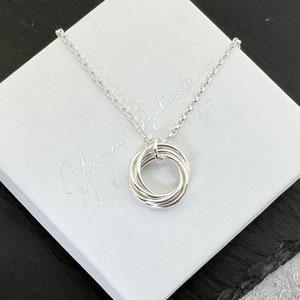 Mini sterling silver 5 linked ring necklace, 50th birthday gift, dainty 5 ring necklace, 5 year anniversary gift, gift for sister