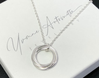 50th birthday gift, sterling silver 5 linked ring necklace, 5 year anniversary gift, 5 decade necklace, gift for sister