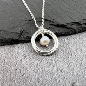 Sterling silver 3 ring pearl necklace, 30th anniversary gift, 30th birthday gift with June birthstone,  3 linked ring pendant, Russian rings