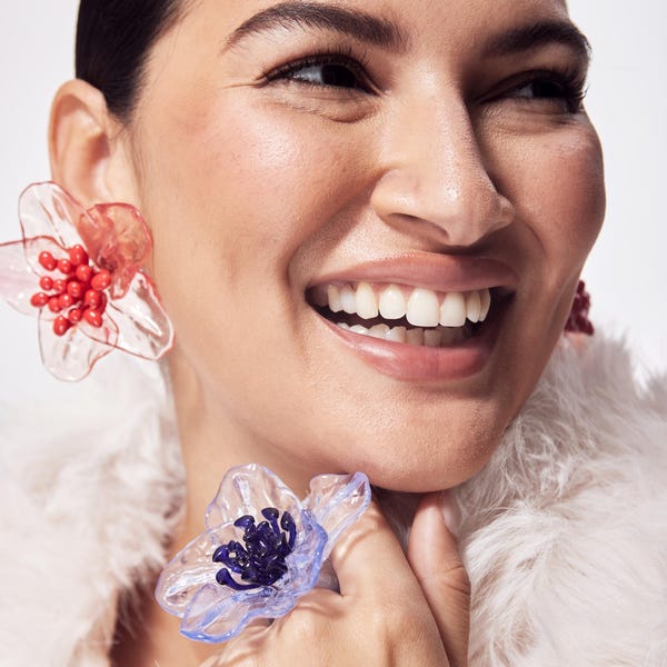 Royal rosé oversized earrings - 3D flower earrings