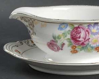 Gravy / Sauce Boat: Occupied Japan 1940s - SGK "Romance" Pattern by Kongo with Attached Base - Lovely Floral Design