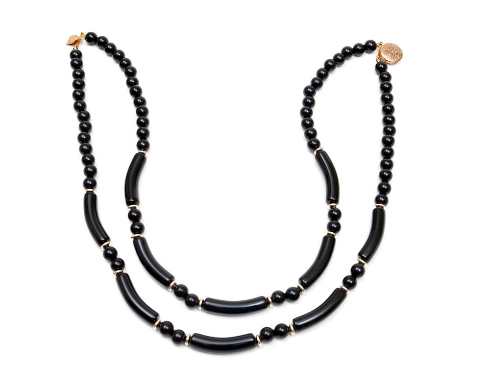 Black shiny necklace Clearance