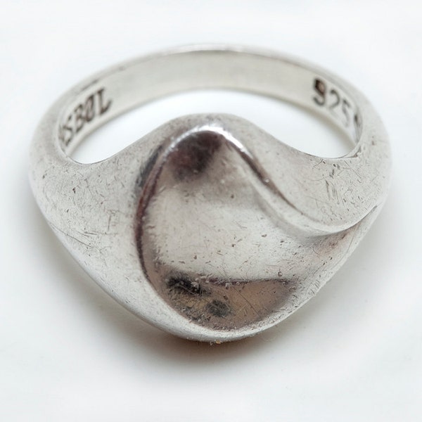 Sterling Silver Fashion RING w Swirl Design - 925 MexICAN Silver Mark - 6 Grams - Size 7-3/4