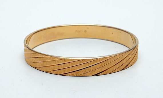 Mid-Century Monet Gold Tone Bangle Bracelet - 196… - image 1