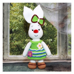 Decoración de ganchillo de conejito de Pascua - Decoración de Pascua personalizable con tarjeta de autenticación