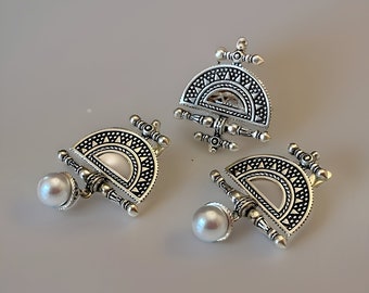 Armenian Canetille Dangle Earrings Ethnic Chandelier Pearl Earrings Set with Armenian Motifs